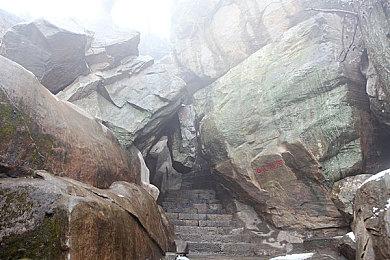 3DM速报：《GTA三部曲》销量近千万 玩家请愿《战地2042》退款